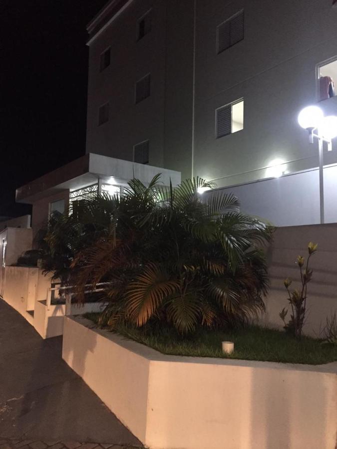 Novissimo Apto No Centro De Águas de São Pedro Esterno foto